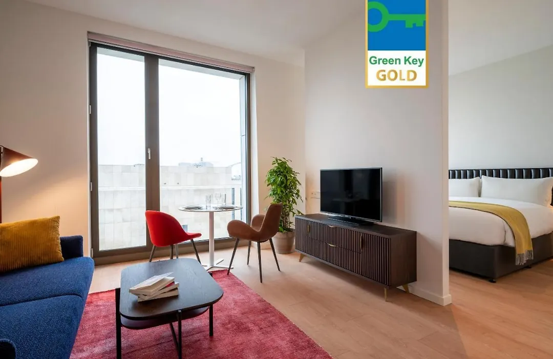 Premier Suites Amsterdam-1