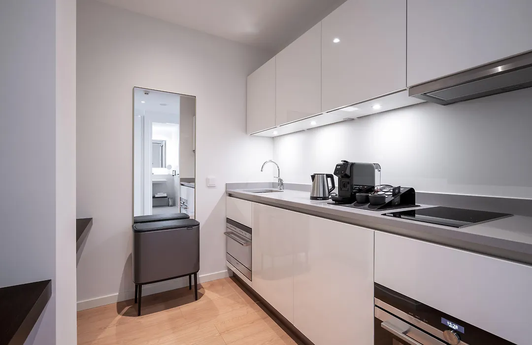 Premier Suites Amsterdam-1
